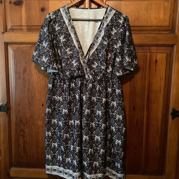 SHEIN Wrap style bohemian dress size 1X - Picture 1 of 4